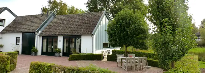 Luxe vakantiewoning Hurpeschzegel met terras